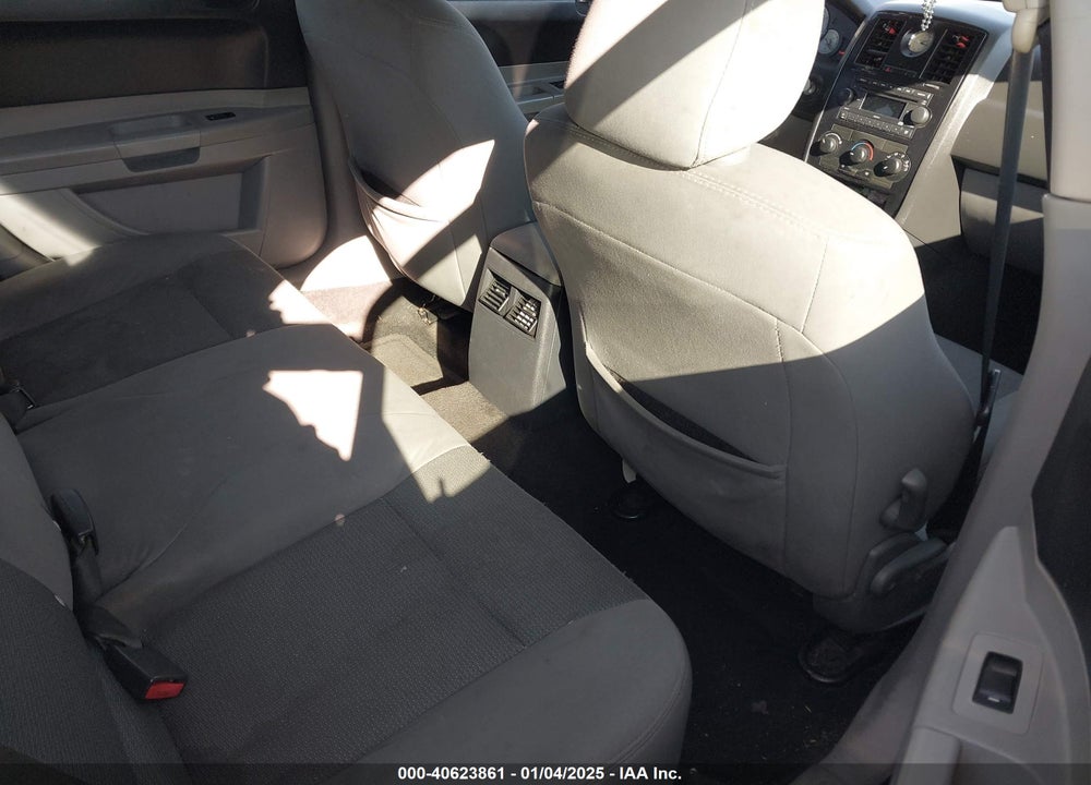 2007 CHRYSLER 300 VIN: 2C3KA43R37H639149