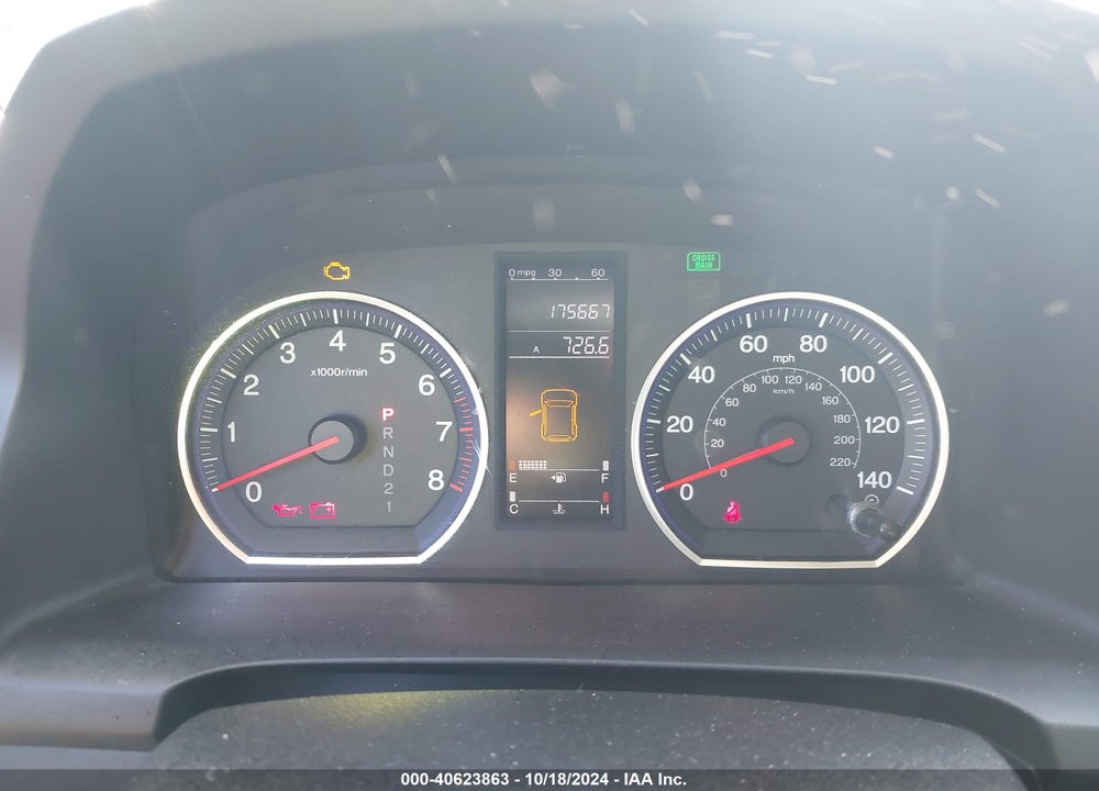 2008 HONDA CR-V LX VIN: JHLRE48388C068011