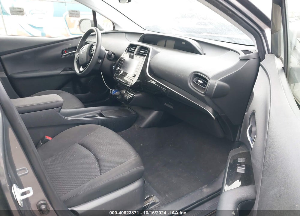 2021 TOYOTA PRIUS LE VIN: JTDKAMFU7M3152577