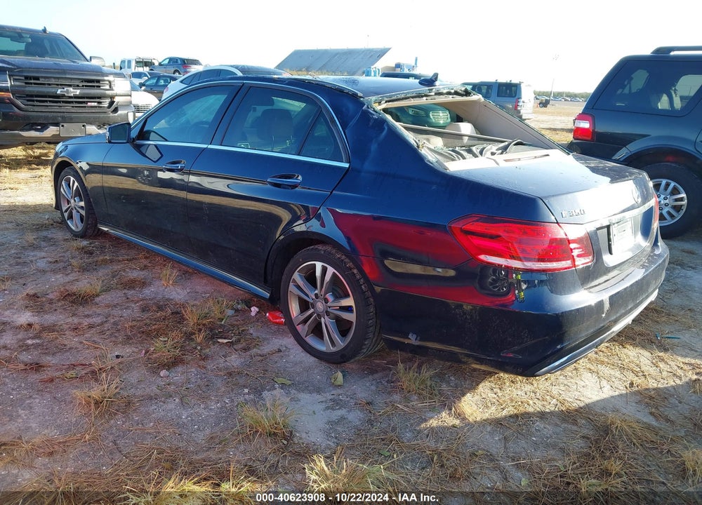 2015 MERCEDES-BENZ E VIN: WDDHF5KB2FB109575