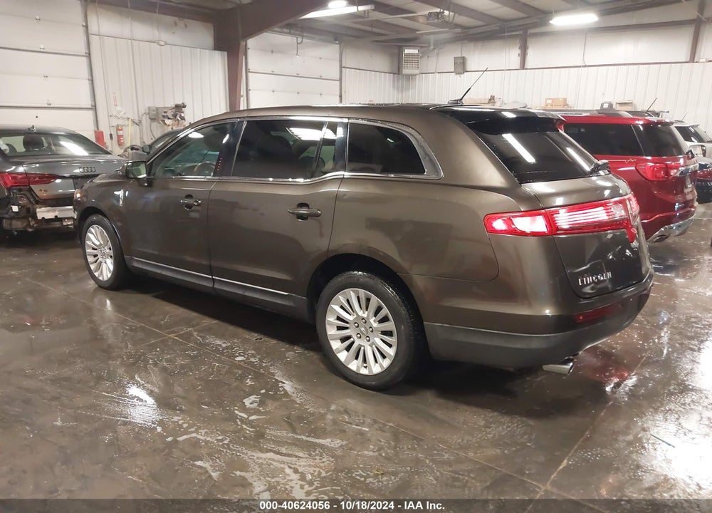 2011 LINCOLN MKT VIN: 2LMHJ5AR1BBJ52512