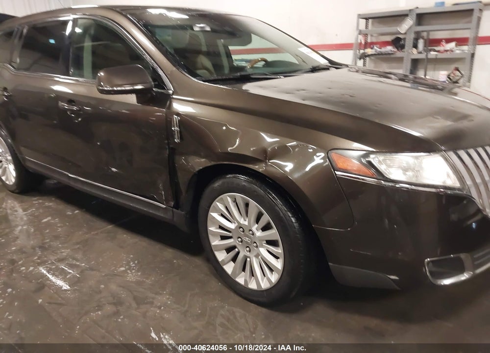 2011 LINCOLN MKT VIN: 2LMHJ5AR1BBJ52512