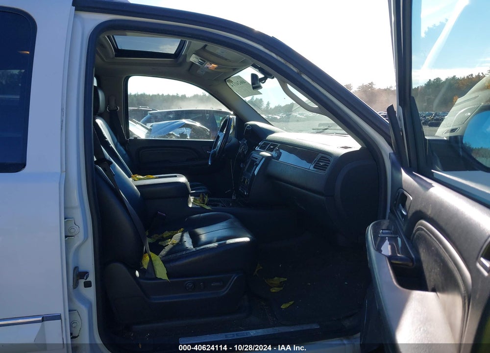 2008 GMC YUKON XL 1500 DENALI VIN: 1GKFK668X8J165326