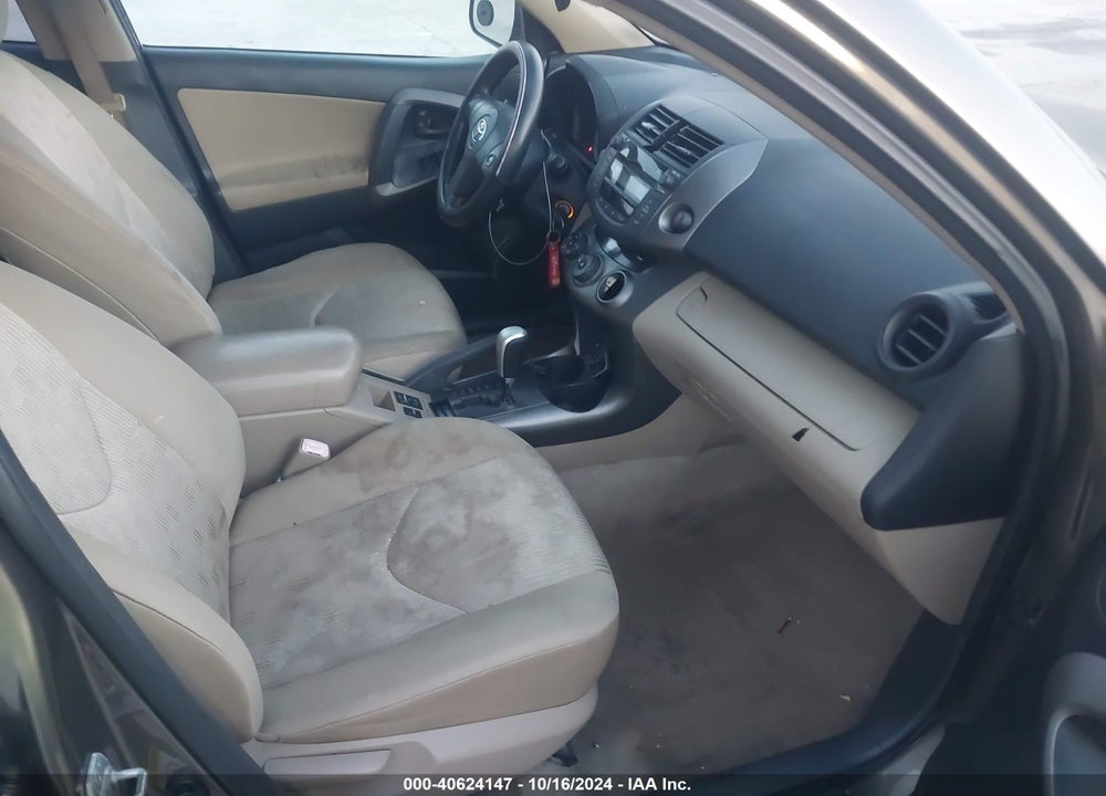2009 TOYOTA RAV4 VIN: JTMZF35V995013146