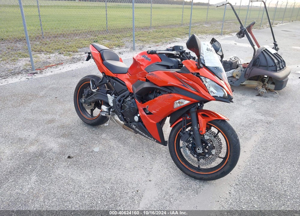 2017 KAWASAKI EX650 F VIN: JKAEXEK11HDA03088