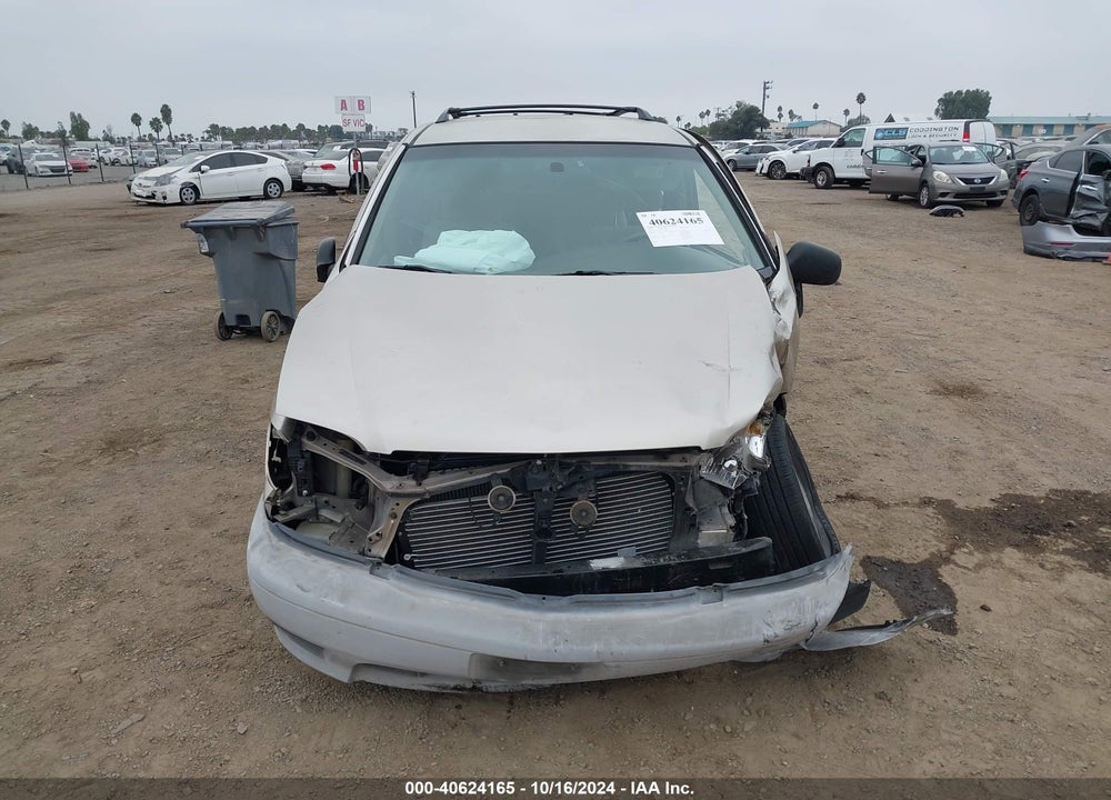 2001 TOYOTA SIENNA LE VIN: 4T3ZF13C11U348081