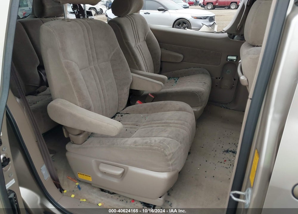 2001 TOYOTA SIENNA LE VIN: 4T3ZF13C11U348081
