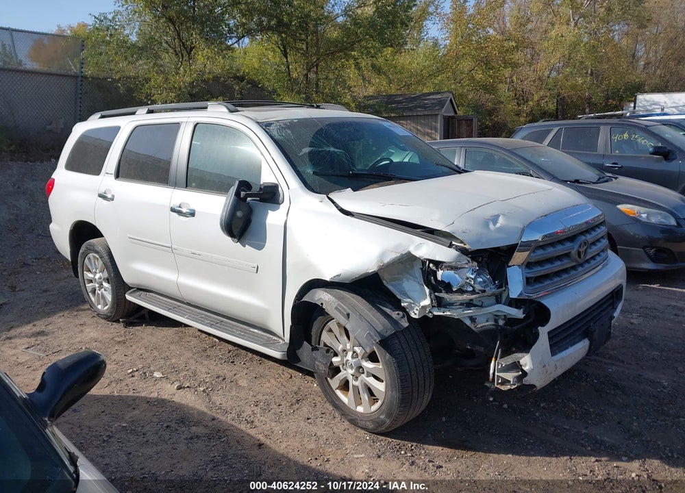 2011 TOYOTA SEQUOIA PLATINUM 5.7L V8 VIN: 5TDDW5G19BS050813