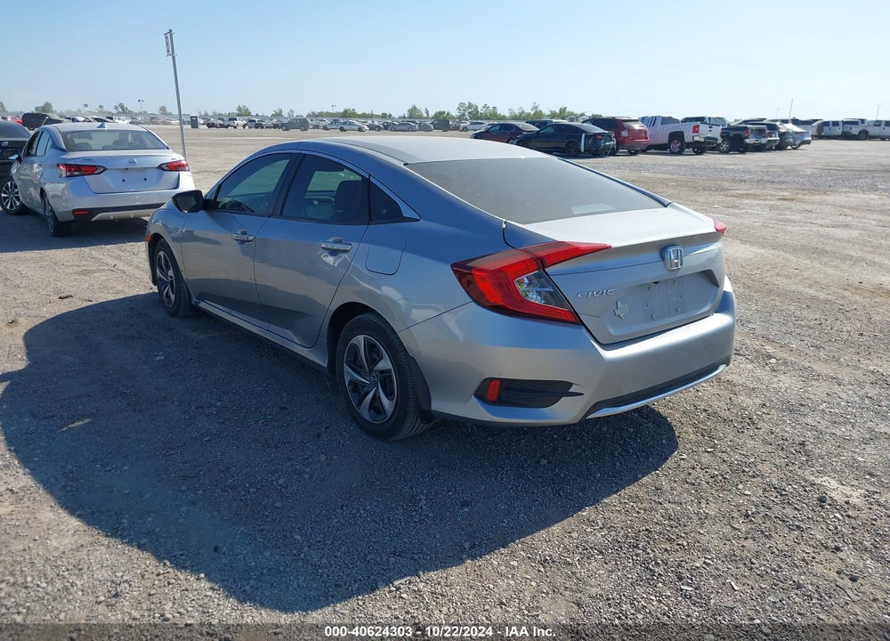 2019 HONDA CIVIC LX VIN: 19XFC2F6XKE040623