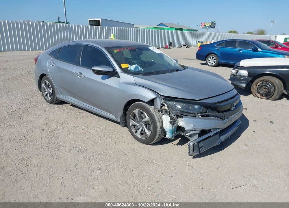 2019 HONDA CIVIC LX VIN: 19XFC2F6XKE040623