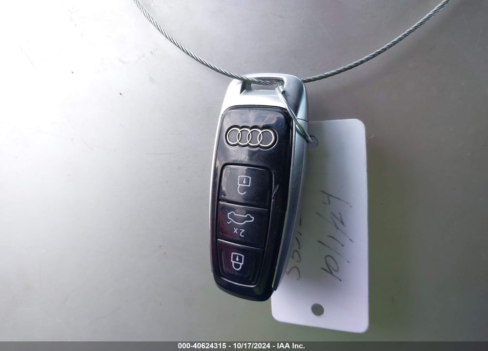 2022 AUDI E-TRON PREMIUM QUATTRO VIN: WA1AAAGE5NB005046