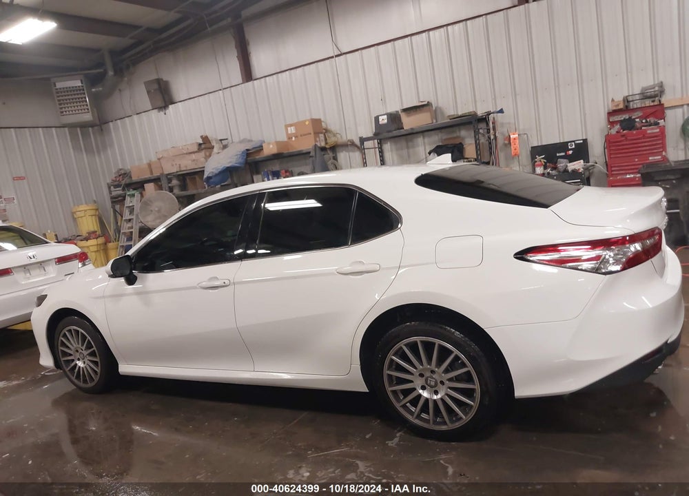 2020 TOYOTA CAMRY XLE HYBRID VIN: 4T1F31AK2LU524444