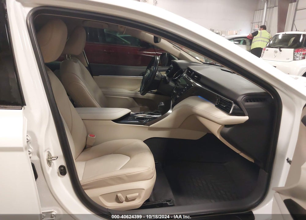 2020 TOYOTA CAMRY XLE HYBRID VIN: 4T1F31AK2LU524444