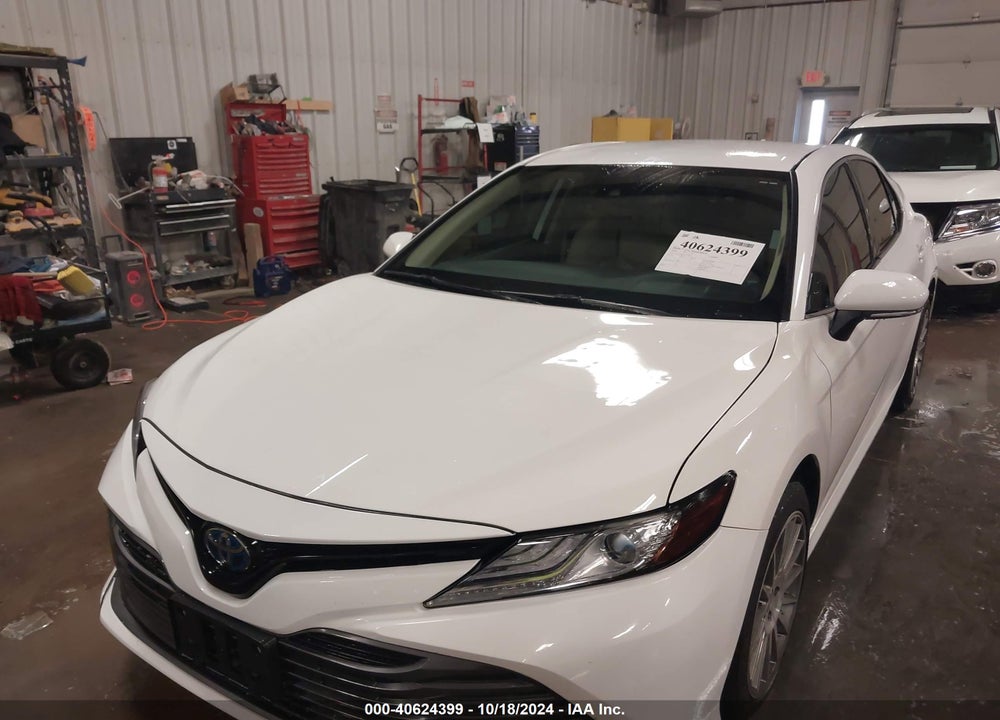 2020 TOYOTA CAMRY XLE HYBRID VIN: 4T1F31AK2LU524444