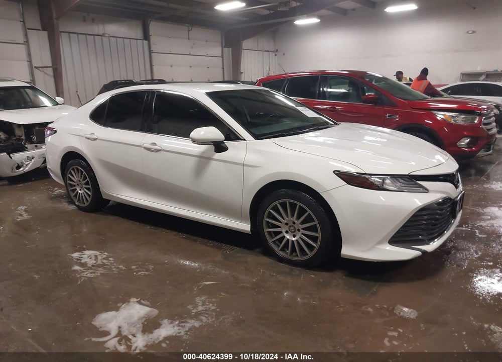 2020 TOYOTA CAMRY XLE HYBRID VIN: 4T1F31AK2LU524444