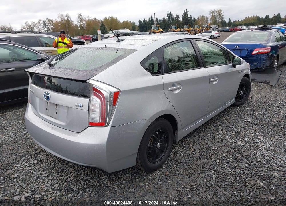 2015 TOYOTA PRIUS VIN: JTDKN3DU7F0445451