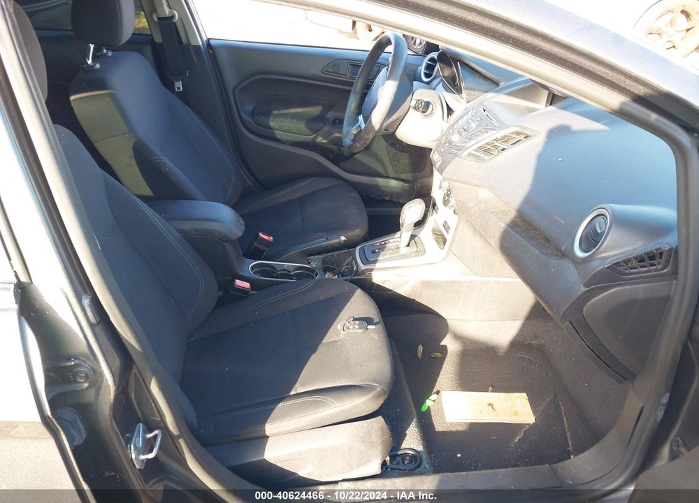 2018 FORD FIESTA SE VIN: 3FADP4EJ5JM107118