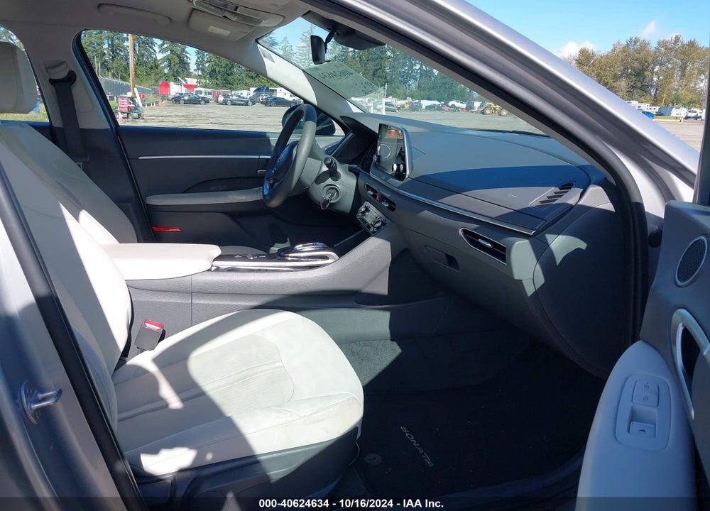 2023 HYUNDAI SONATA SE VIN: KMHL24JA3PA261189