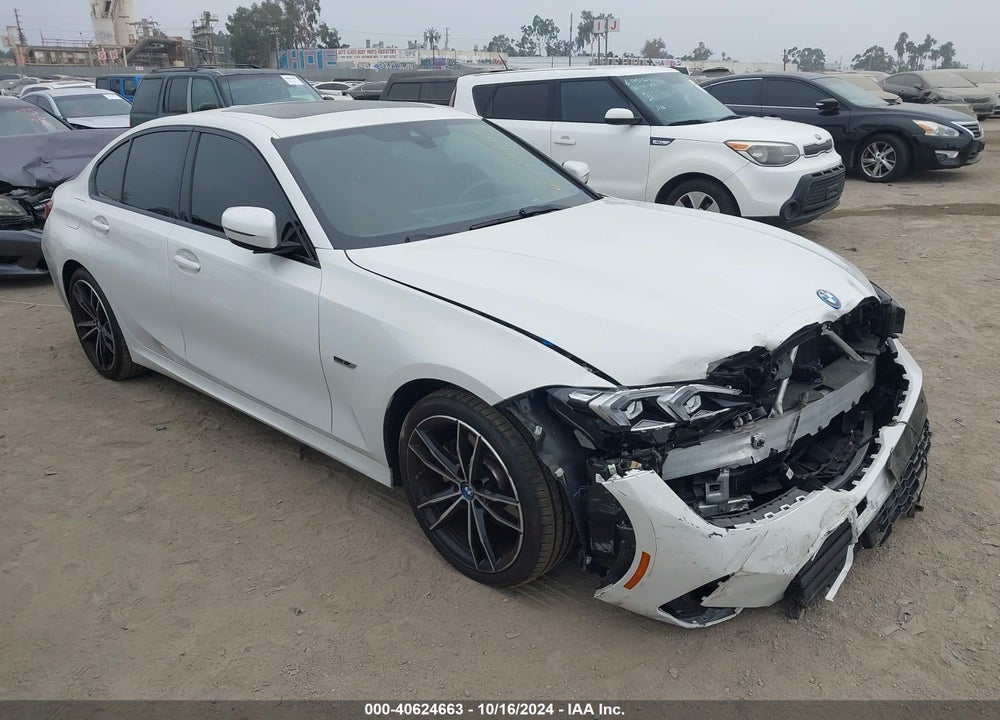 2023 BMW 3 SERIES 330E VIN: 3MW39FF04P8C87627