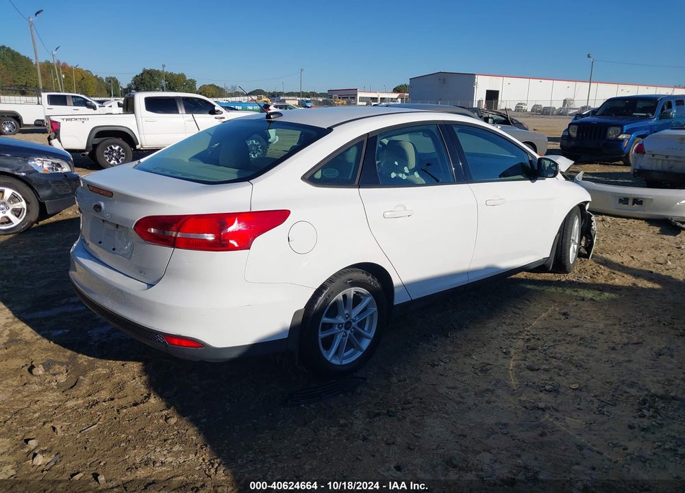 2017 FORD FOCUS SE VIN: 1FADP3F29HL336818
