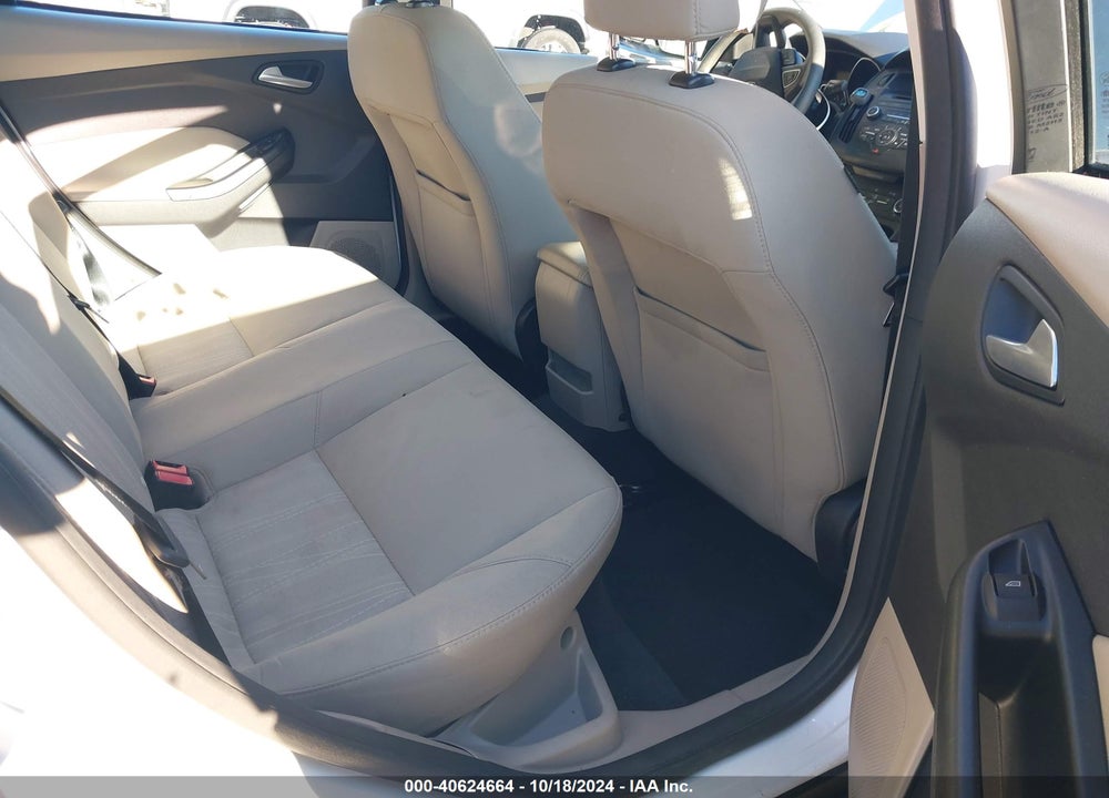 2017 FORD FOCUS SE VIN: 1FADP3F29HL336818