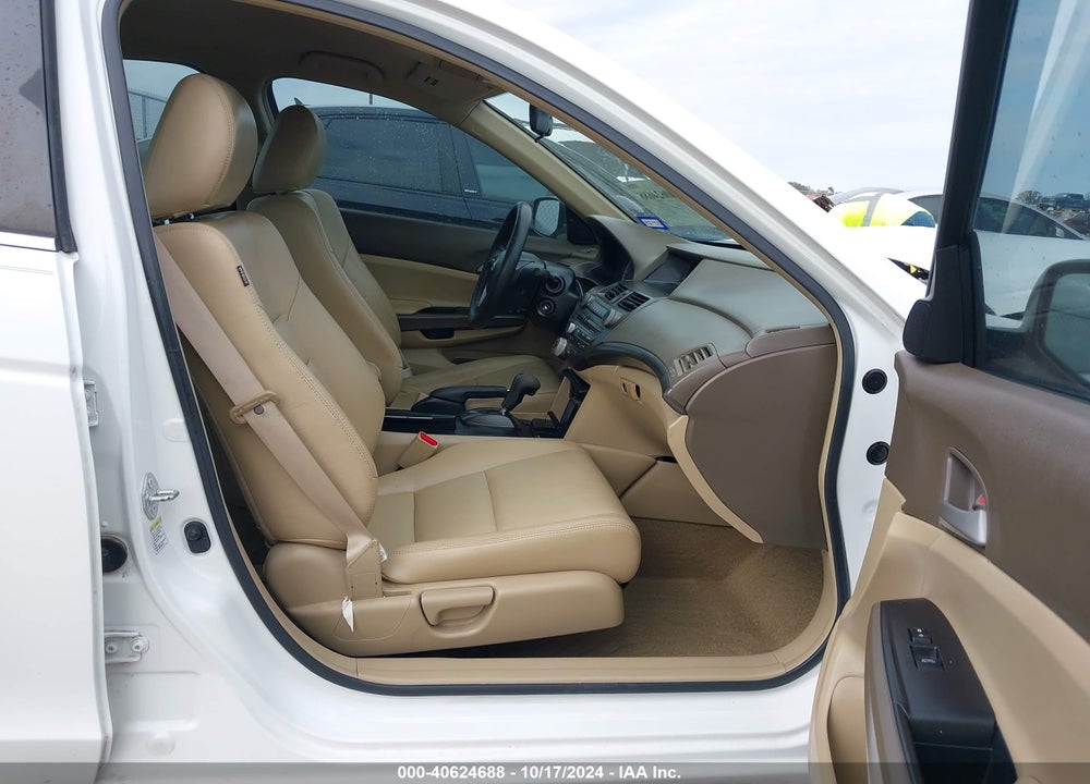 2009 HONDA ACCORD 2.4 LX-P VIN: JHMCP26489C000949