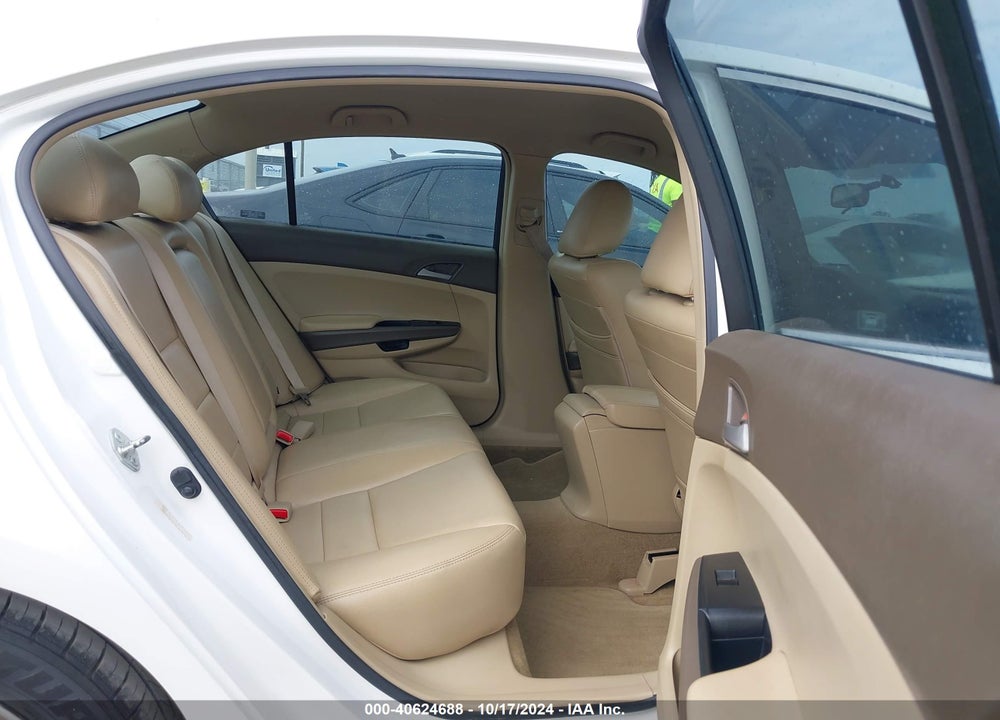 2009 HONDA ACCORD 2.4 LX-P VIN: JHMCP26489C000949