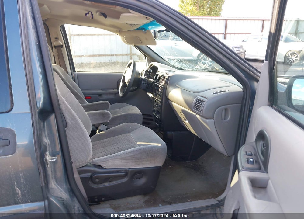 2005 CHEVROLET VENTURE LS VIN: 1GNDV23E05D123116