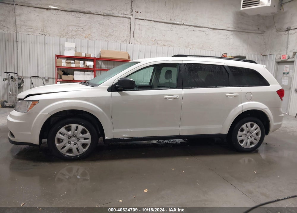 2017 DODGE JOURNEY SE AWD VIN: 3C4PDDAG6HT548721