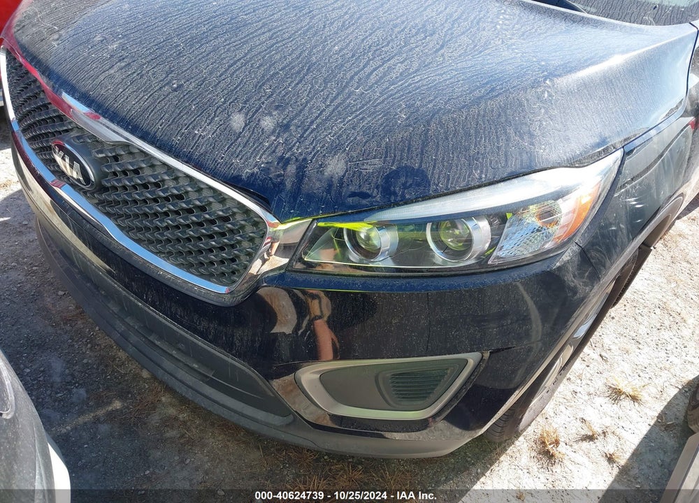 2017 KIA SORENTO 2.4L L VIN: 5XYPG4A38HG284039