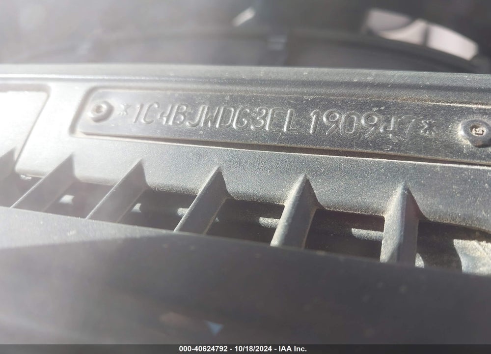 2014 JEEP WRANGLER UNLIMITED SPORT VIN: 1C4BJWDG3EL190947