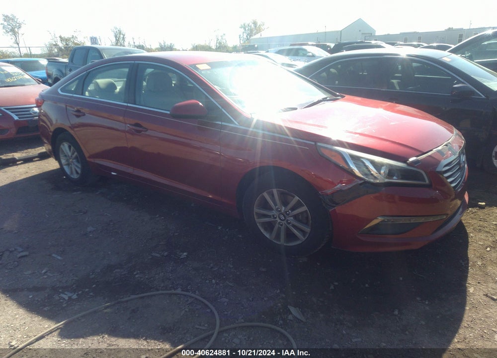 2015 HYUNDAI SONATA SE VIN: 5NPE24AF7FH118553