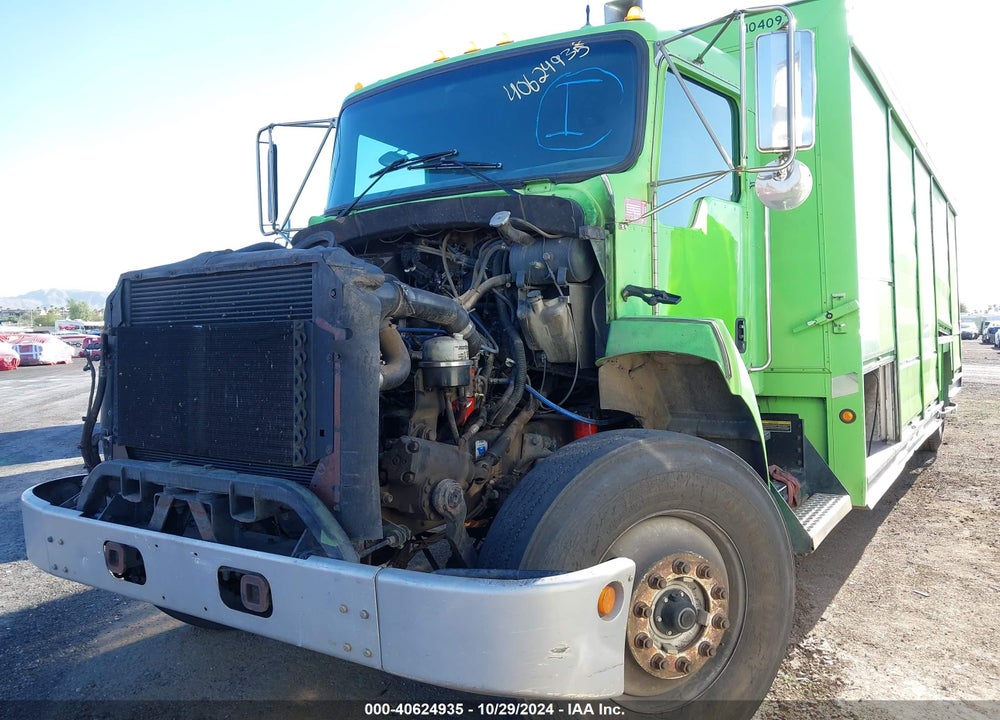 2004 KENWORTH CONSTRUCTION T300 VIN: 2NKMHY7X64M057080