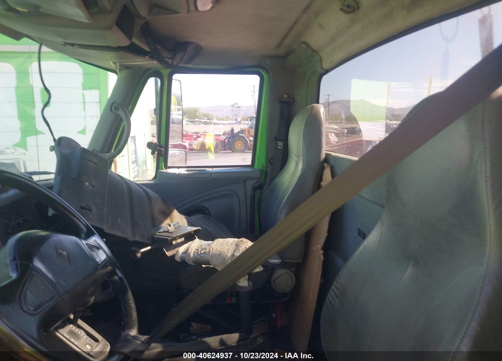 2007 INTERNATIONAL 4000 4400 VIN: 1HSMKAAN87H424573