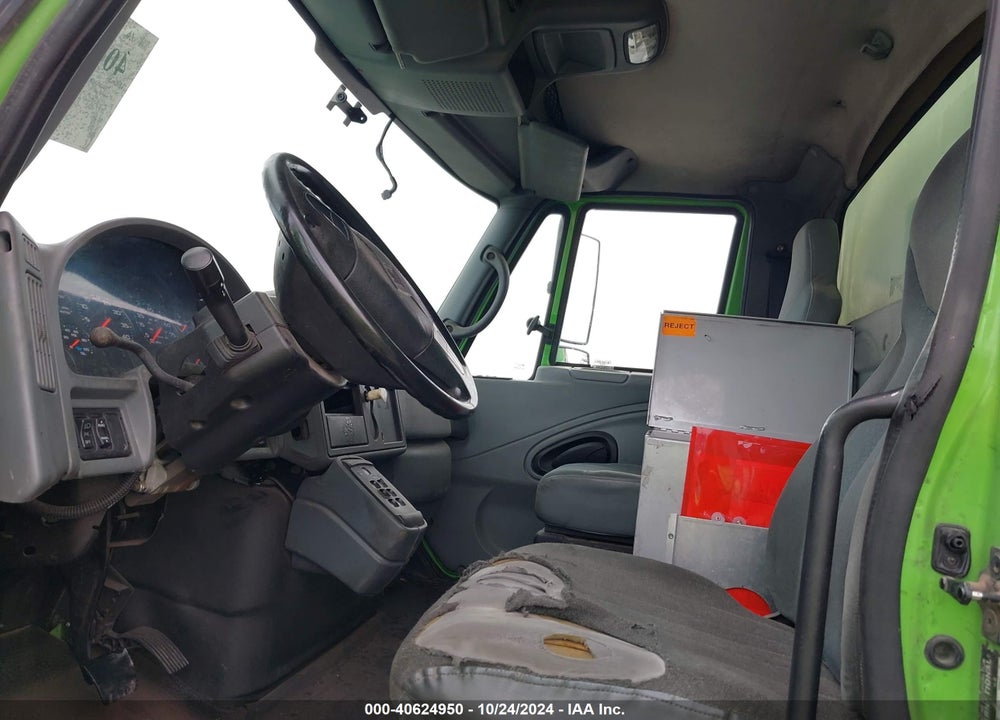2005 INTERNATIONAL 4000 4300 VIN: 1HTMMAANX5H127937