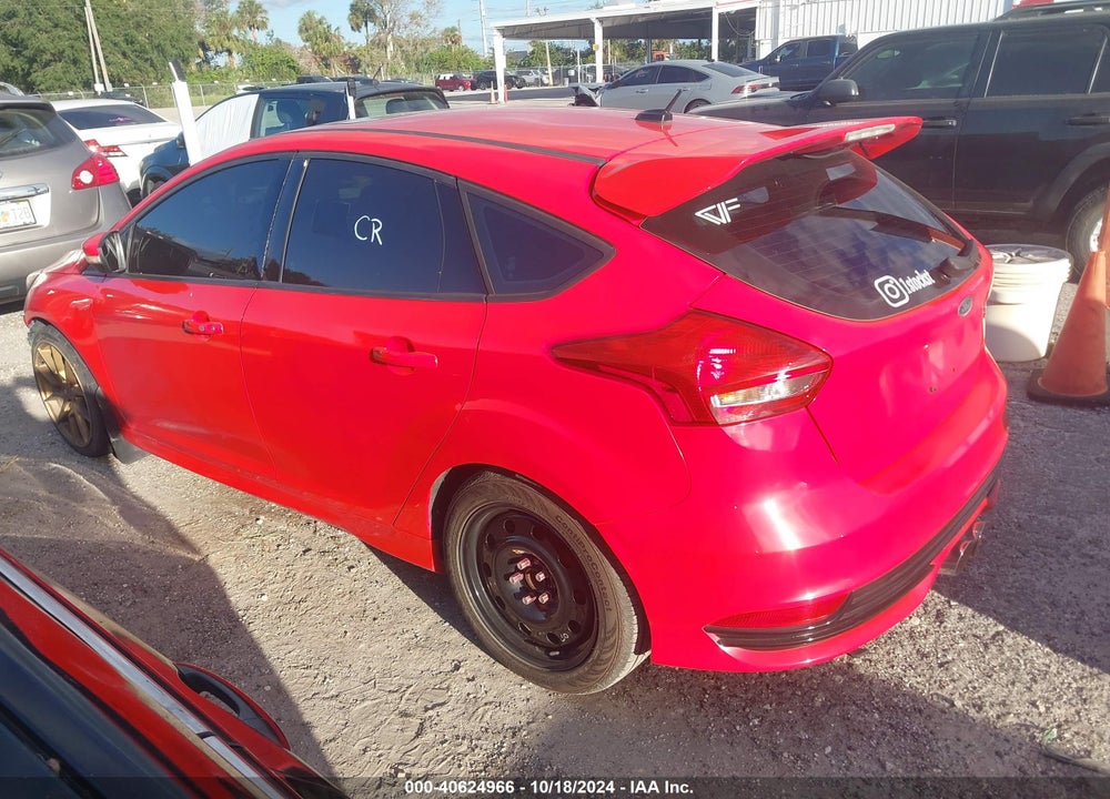 2017 FORD FOCUS ST VIN: 1FADP3L98HL290030
