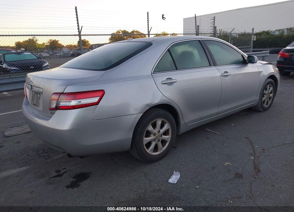 2011 TOYOTA CAMRY LE VIN: 4T1BF3EK5BU730948