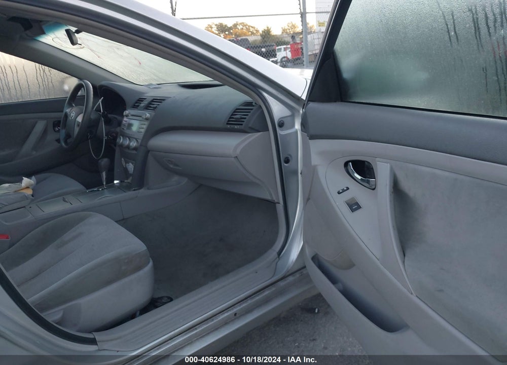2011 TOYOTA CAMRY LE VIN: 4T1BF3EK5BU730948