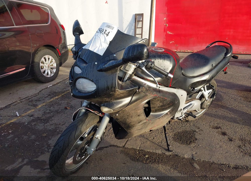 2001 TRIUMPH MOTORCYCLE SPRINT ST VIN: SMT600FM71J117155