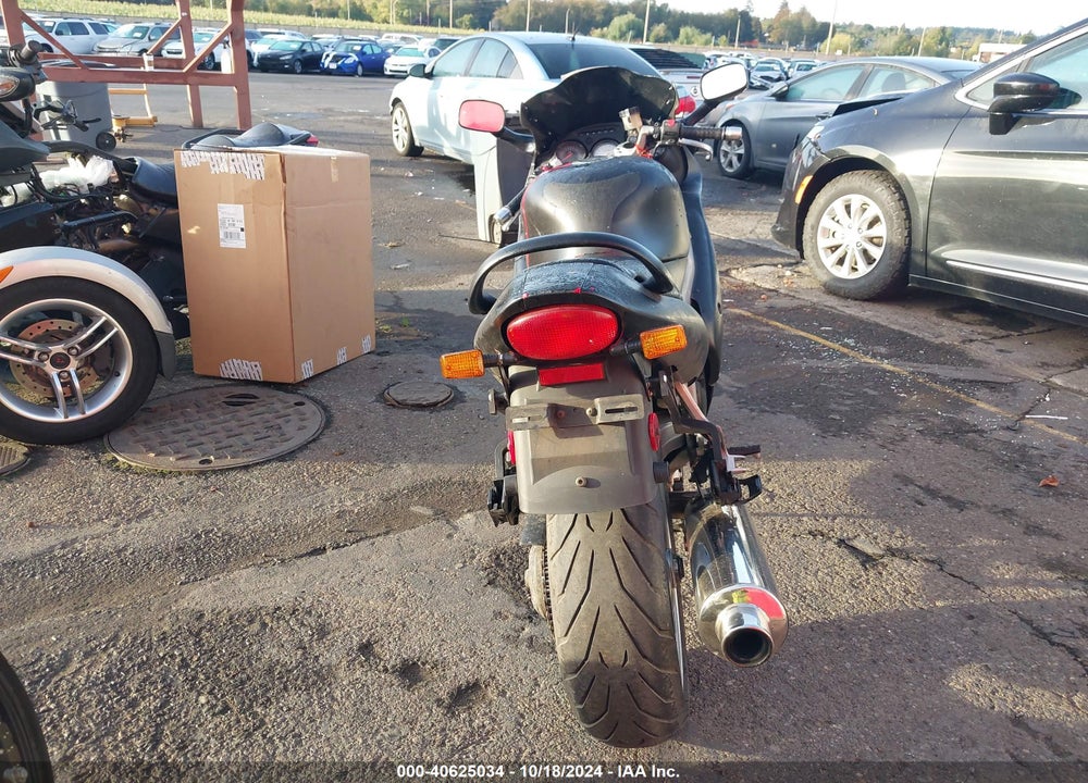 2001 TRIUMPH MOTORCYCLE SPRINT ST VIN: SMT600FM71J117155