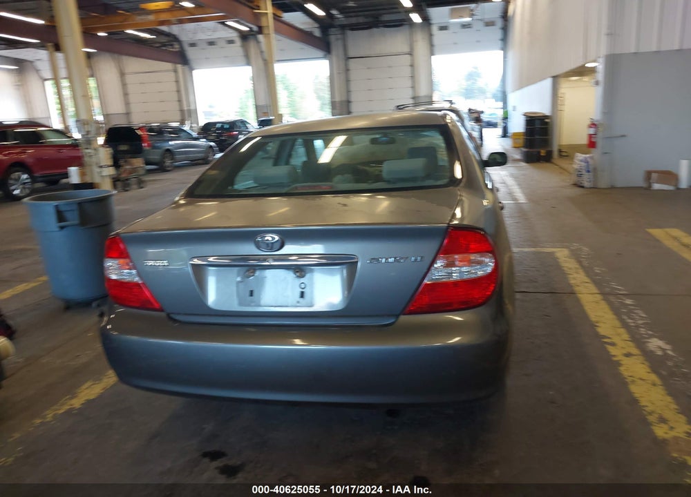 2003 TOYOTA CAMRY LE VIN: 4T1BE32KX3U725849