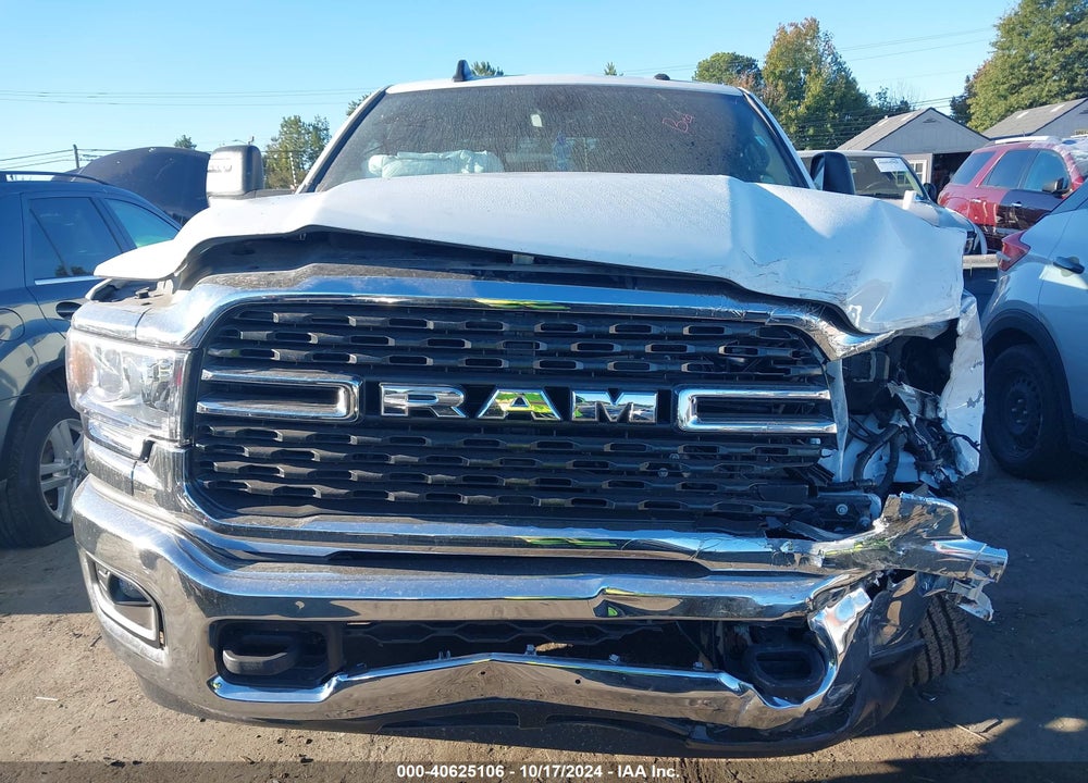 2024 RAM 2500 BIG HORN 4X4 6'4 BOX VIN: 3C6UR5DJ4RG303841