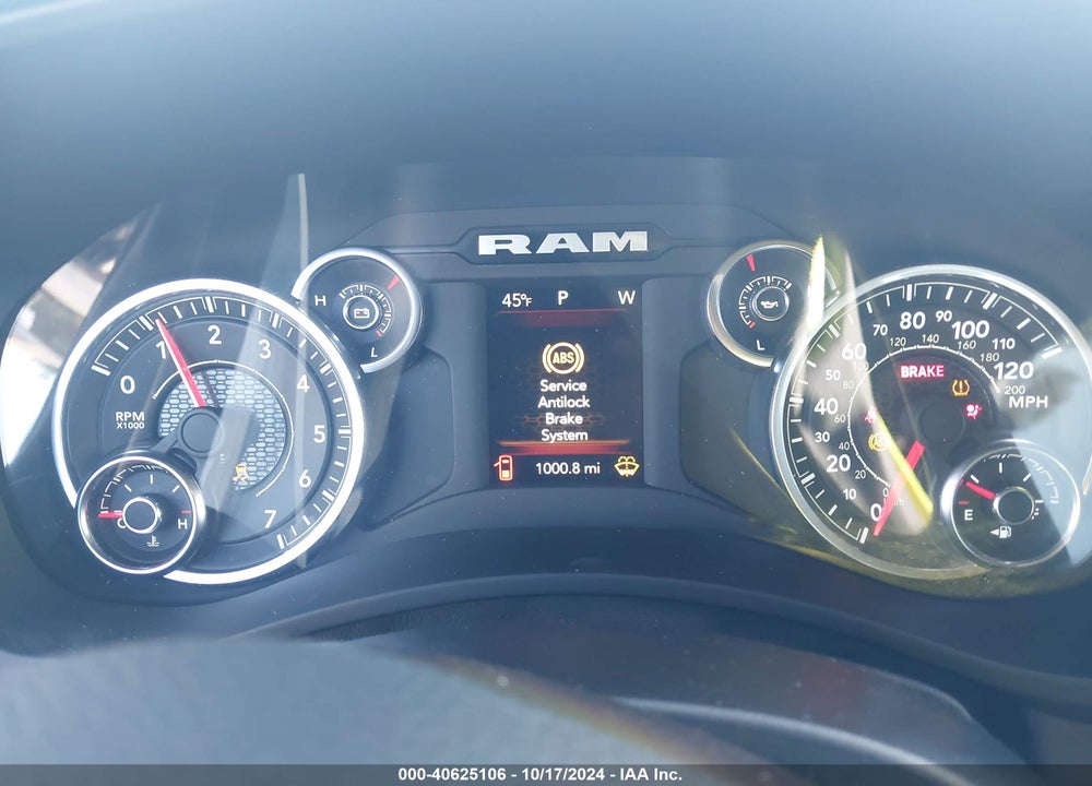 2024 RAM 2500 BIG HORN 4X4 6'4 BOX VIN: 3C6UR5DJ4RG303841