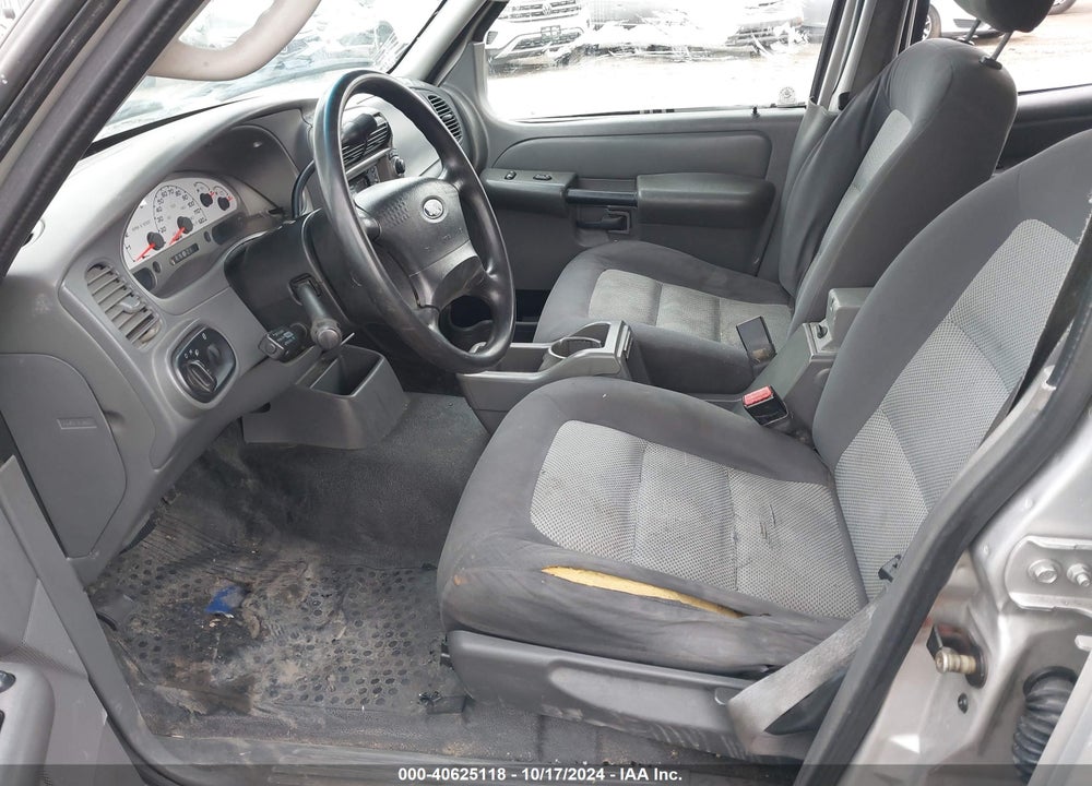 2004 FORD EXPLORER SPORT TRAC ADRENALIN/XLS/XLT VIN: 1FMZU67K34UC13797