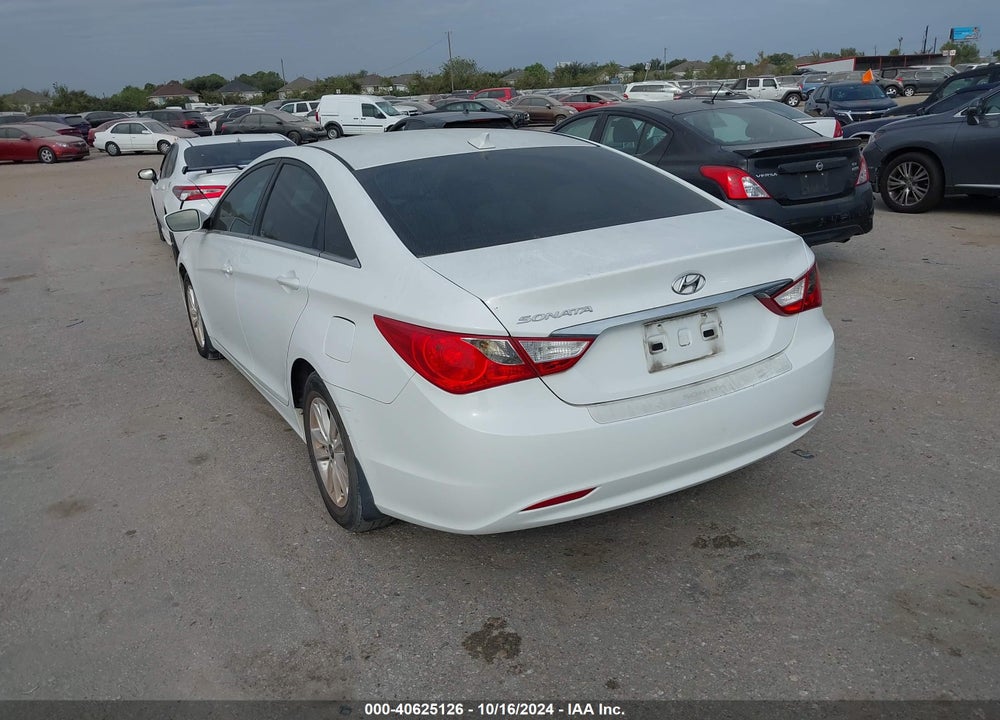 2013 HYUNDAI SONATA GLS VIN: 5NPEB4ACXDH676609