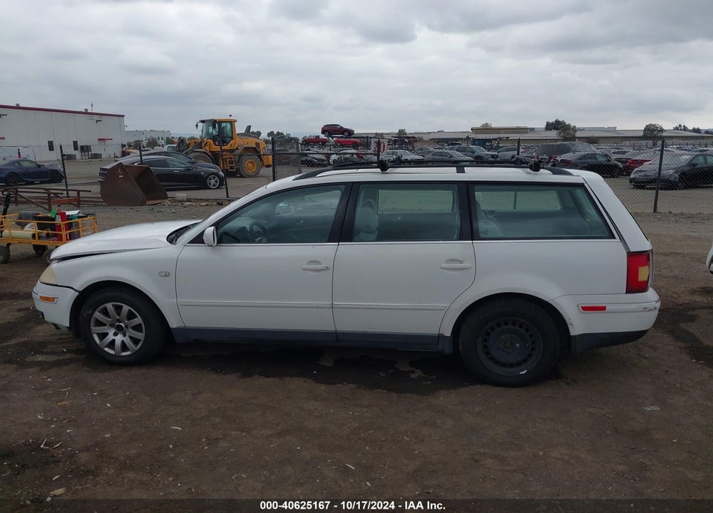 2003 VOLKSWAGEN PASSAT GLS VIN: WVWVD63B73E222357