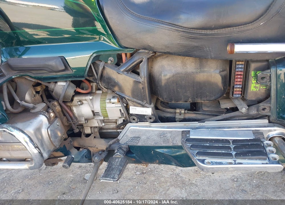 1997 HONDA GL1500 SE12 VIN: 1HFSC2237VA900078