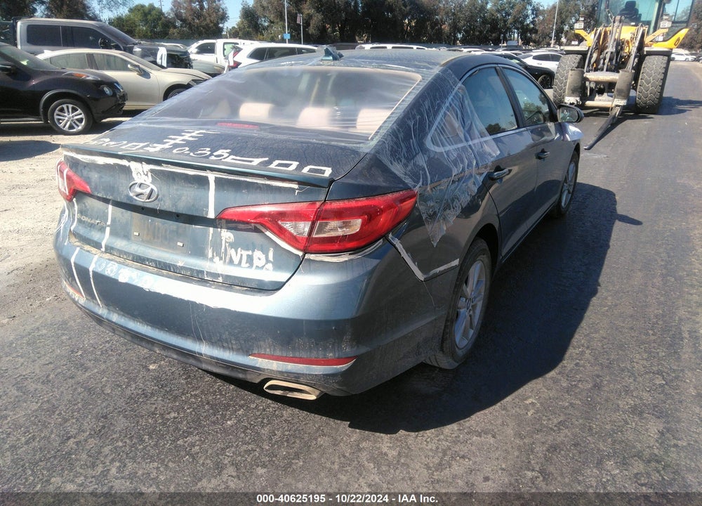 2016 HYUNDAI SONATA SE VIN: 5NPE24AF8GH265871