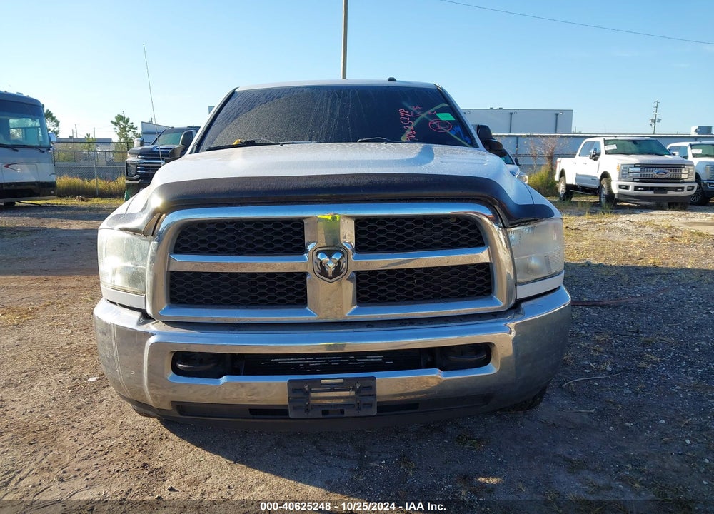 2015 RAM 3500 TRADESMAN VIN: 3C63R2CLXFG504085