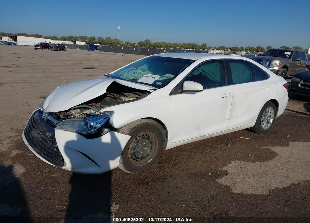 2017 TOYOTA CAMRY LE VIN: 4T1BF1FK4HU314112